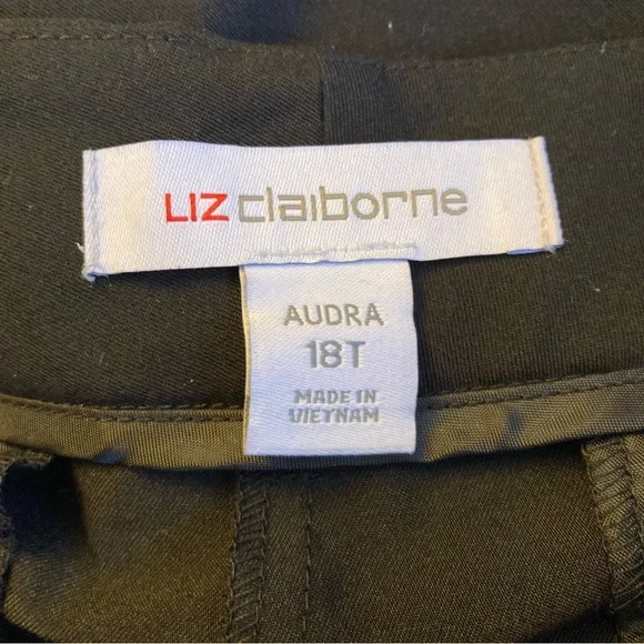 NWT Liz Claiborne Black Audra Curvy Trousers 18T Mid-Rise Straight Leg - Picture 8 of 9